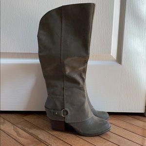 Gray Heeled High Boots